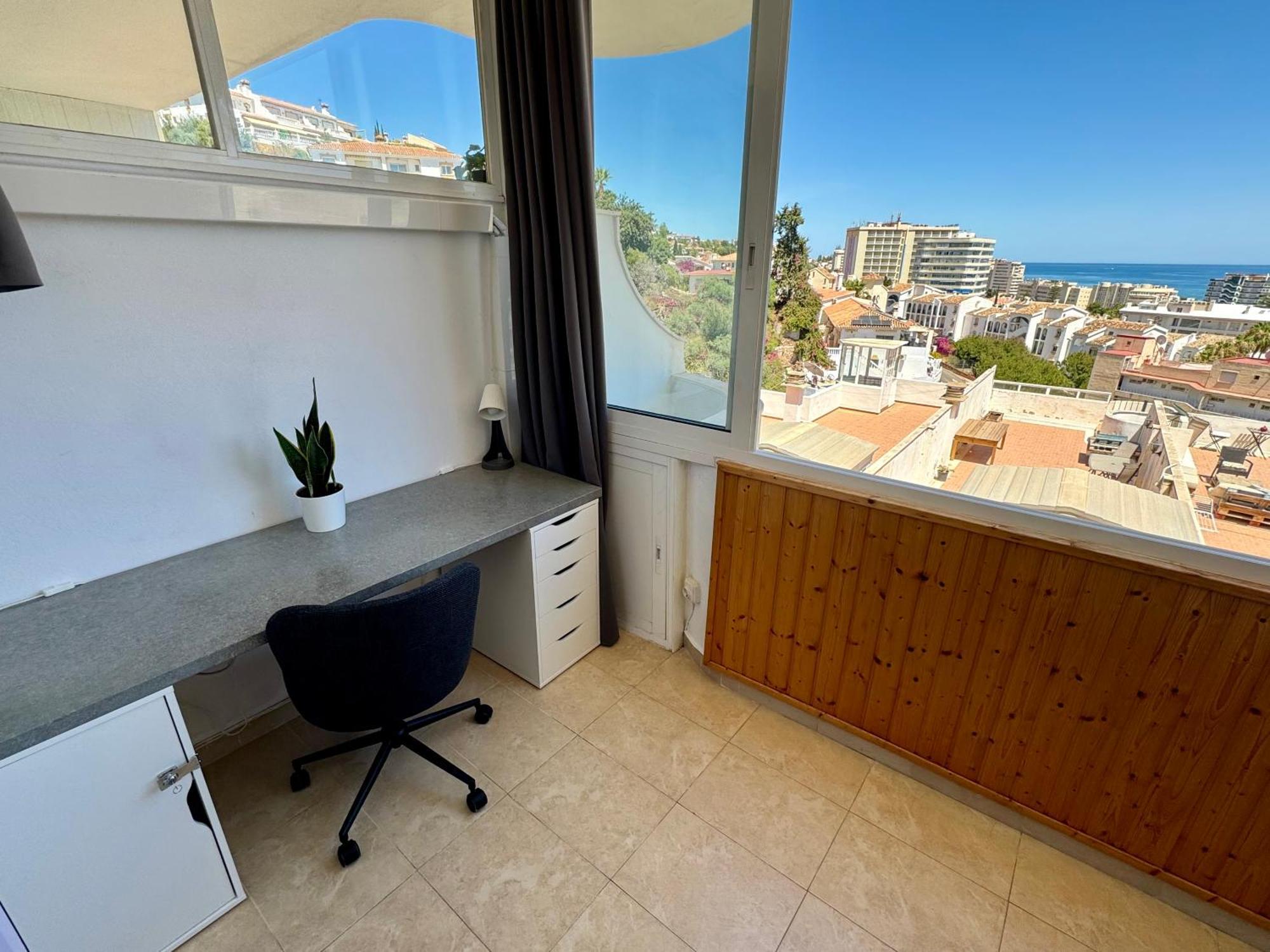 Cozy Fuengirola Apartment With Sea View & Pool 外观 照片