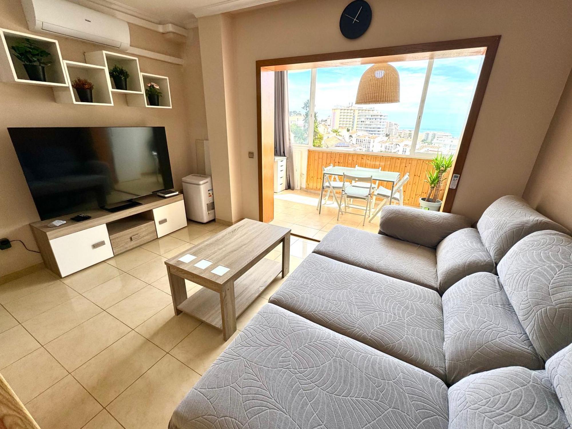 Cozy Fuengirola Apartment With Sea View & Pool 外观 照片