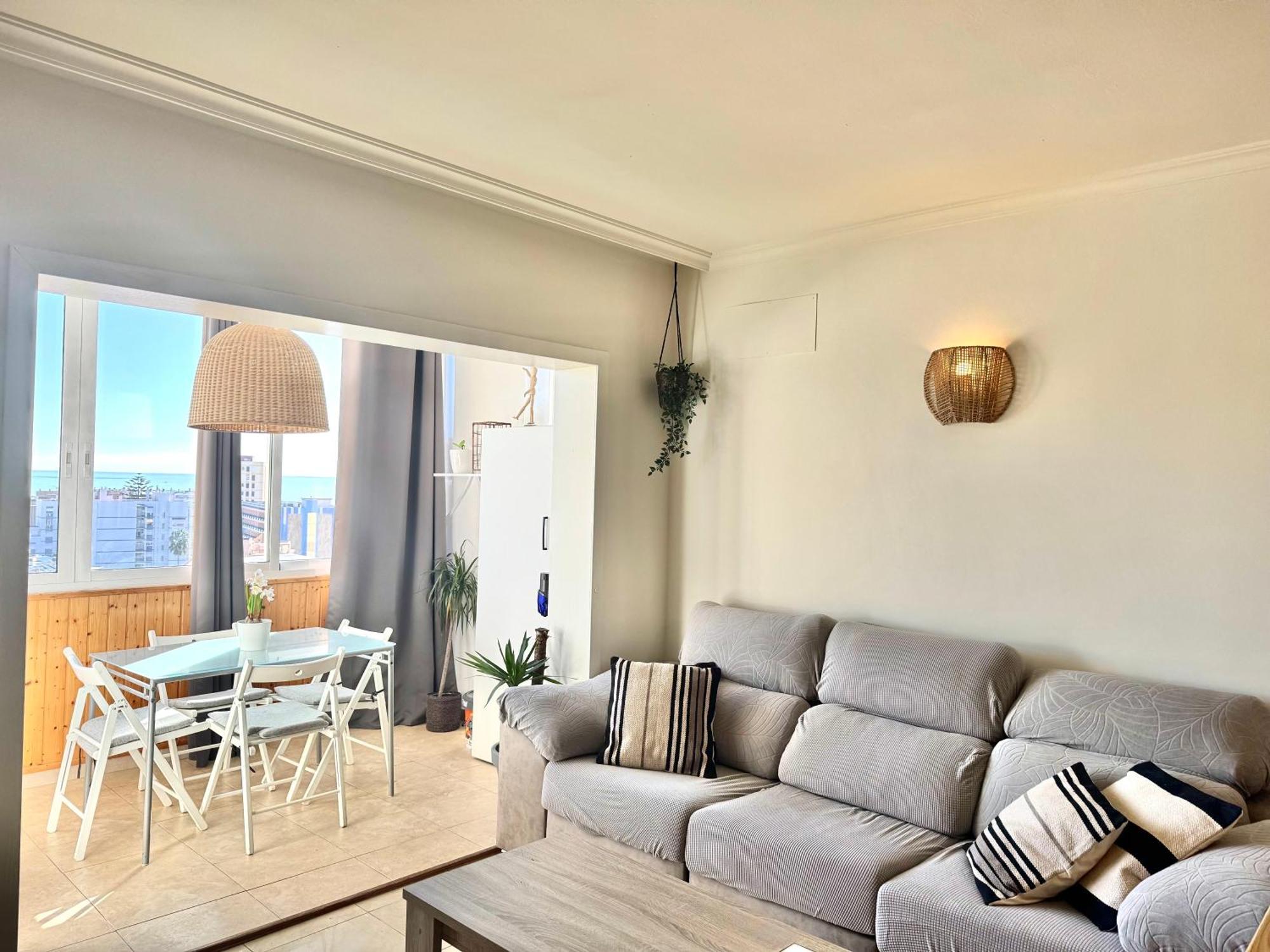 Cozy Fuengirola Apartment With Sea View & Pool 外观 照片